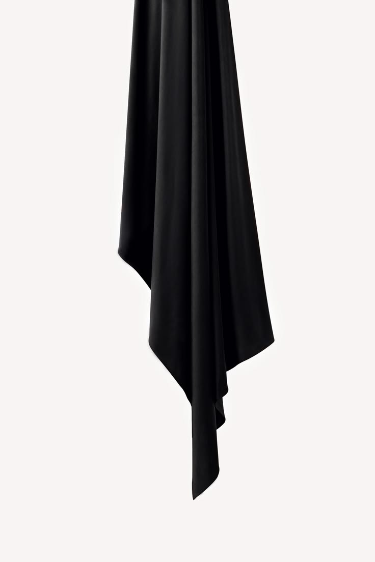 Active Drape Hijab— Core Black